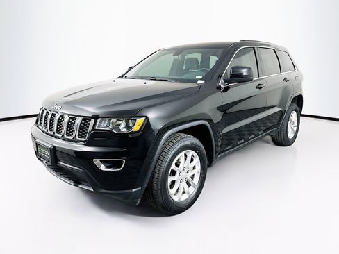 Used 2022 Jeep Grand Cherokee Laredo E w/ Security & Convenience Group image 3