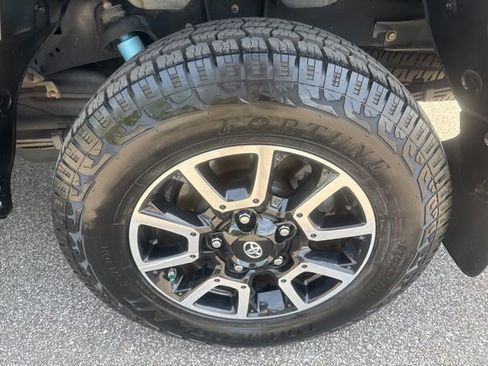 Used 2017 Toyota Tundra SR5 w/ TRD Off Road Package image 11