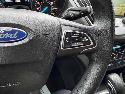 Used 2019 Ford Escape SE FWD image 47