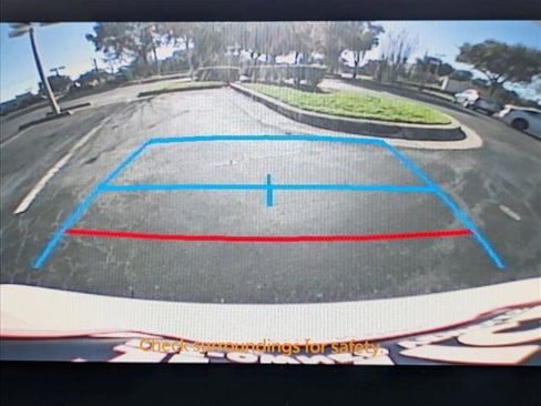 Used 2023 Toyota Corolla SE image 13