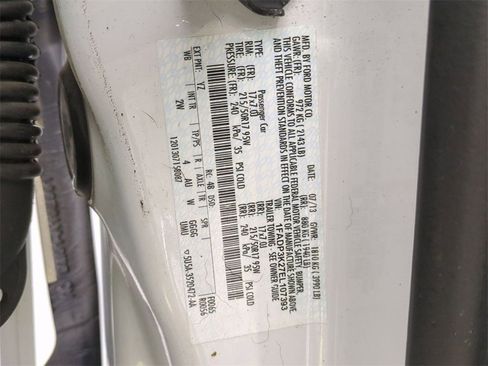 Used 2014 Ford Focus SE w/ Equipment Group 201A image 27