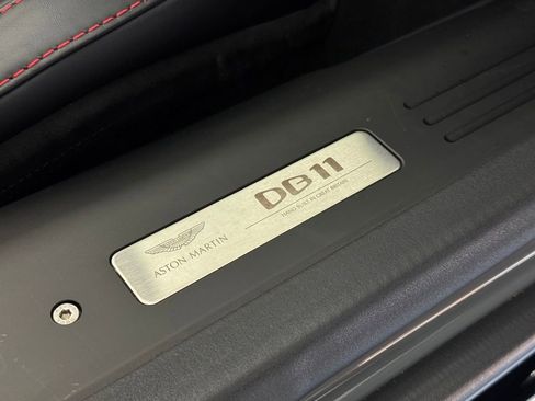 Used 2023 Aston Martin DB11 Volante image 65