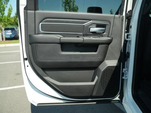 New 2026 RAM 2500 Big Horn AWD/4WD image 14