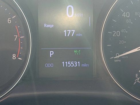 Used 2020 Toyota C-HR XLE image 13