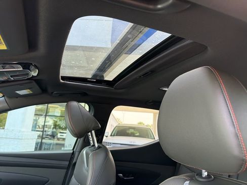 Used 2025 Hyundai Santa Cruz Limited image 14