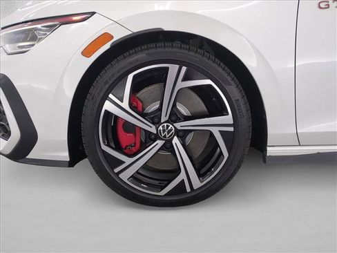 Used 2025 Volkswagen GTI SE FWD image 28