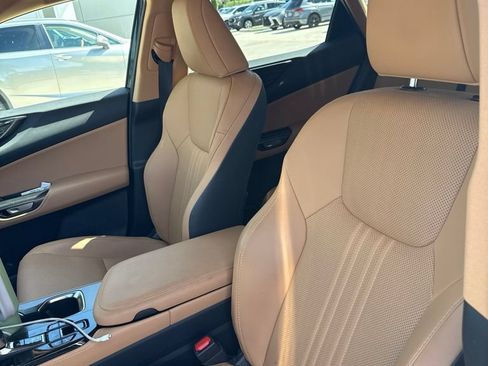Used 2025 Lexus NX 350 AWD w/ Accessory Package (2T) image 3
