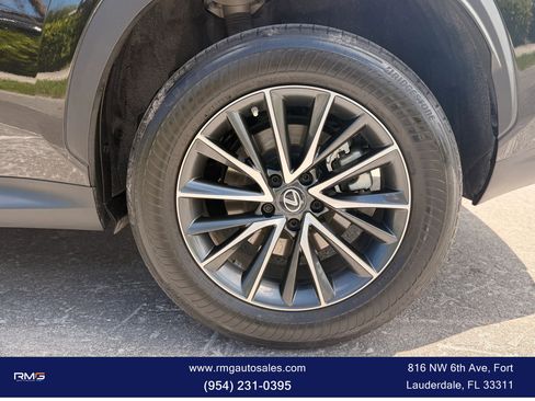 Used 2023 Lexus NX 250 FWD w/ Towing Package (2000 Lbs) image 9