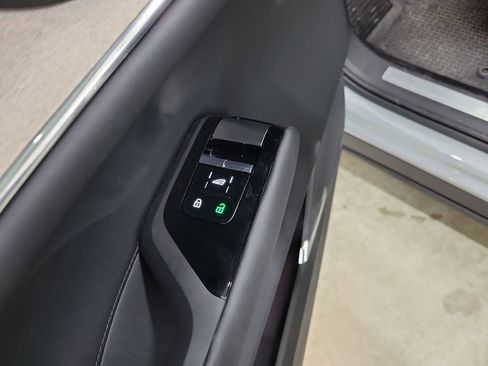 New 2025 Volvo EX90 Ultra image 22