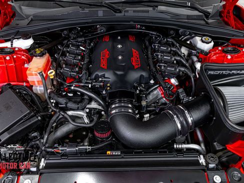 Used 2016 Chevrolet Camaro SS RWD image 6