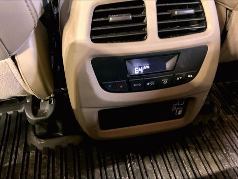 Used 2022 Honda Pilot Special Edition image 33