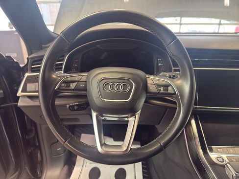 Used 2021 Audi Q8 Premium Plus AWD/4WD image 18