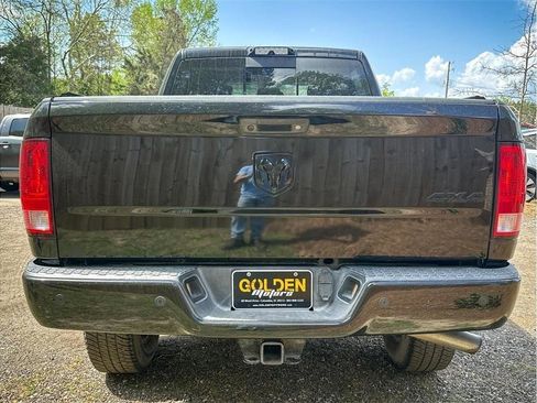 Used 2017 RAM 2500 Lone Star w/ Black Appearance Group image 9