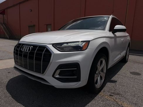 Used 2021 Audi Q5 2.0T Premium Plus w/ Premium Plus Package AWD/4WD image 4