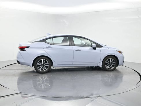 Used 2025 Nissan Versa SV w/ Trunk Package FWD image 4