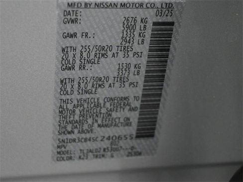 Used 2025 Nissan Pathfinder SL w/ SL Premium Package image 20