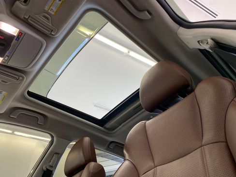 Used 2019 Subaru Forester Touring image 14