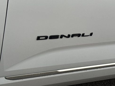 New 2027 GMC Terrain Denali w/ LPO, Black Badging Package AWD/4WD image 14