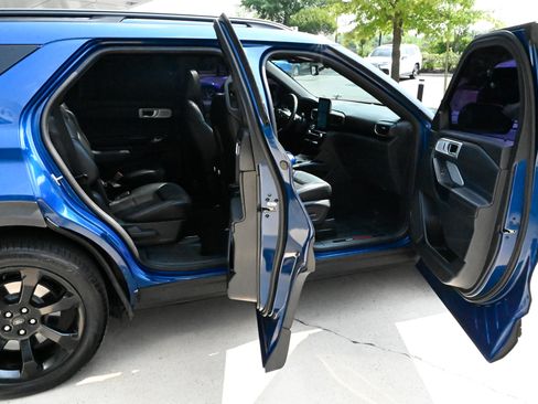 Used 2023 Ford Explorer ST w/ Equipment Group 401A AWD/4WD image 58