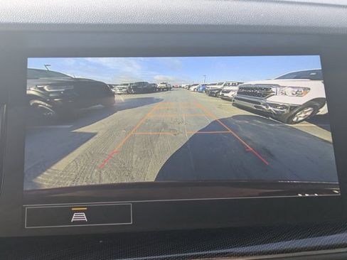 Used 2023 Buick Envision Essence image 17