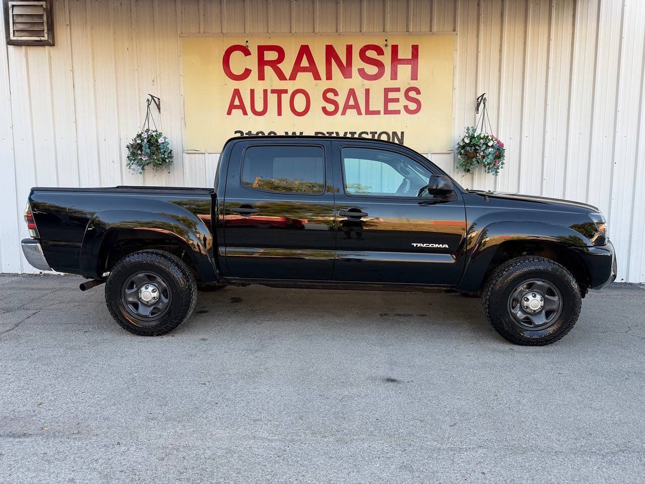 Used 2015 Toyota Tacoma PreRunner w/ SR5 Package RWD image 5