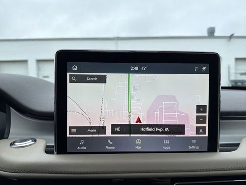 Used 2023 Lincoln Aviator AWD w/ Premium Package image 25