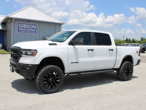 Used 2023 RAM 1500 Big Horn AWD/4WD image 5