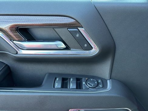 Used 2024 Chevrolet Silverado 2500 LT image 15