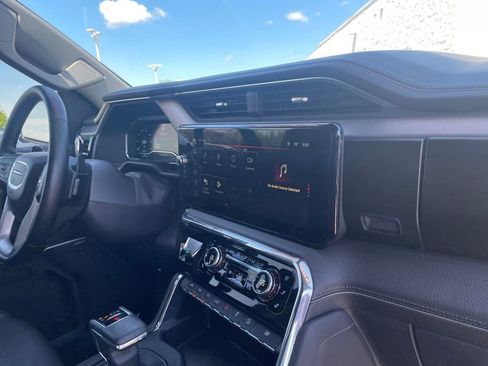 Used 2024 GMC Sierra 1500 Denali w/ Denali Reserve Package AWD/4WD image 27