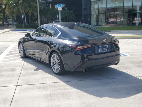 Used 2025 Lexus IS 300 w/ Premium Package RWD image 8