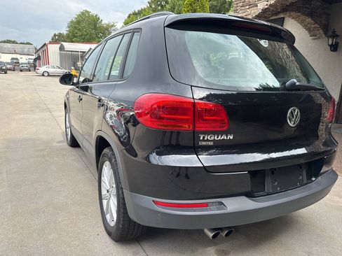 Used 2017 Volkswagen Tiguan S FWD image 3