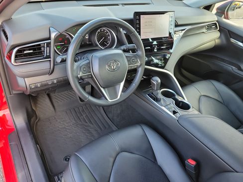 Certified 2023 Toyota Camry XLE FWD image 8