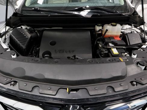 Used 2023 Buick Enclave Essence w/ Experience Buick Package image 17