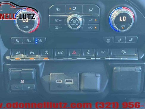 Used 2019 GMC Sierra 1500 SLT w/ SLT Premium Plus Package AWD/4WD image 34