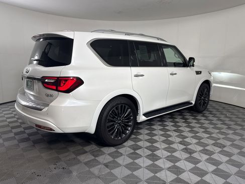 Used 2024 INFINITI QX80 Premium Select w/ All-Season Package RWD image 9
