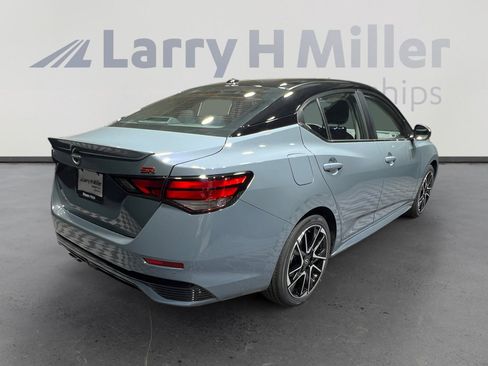 New 2025 Nissan Sentra SR image 5