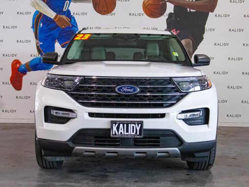 Used 2023 Ford Explorer XLT w/ Equipment Group 202A image 19