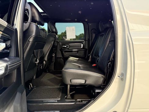 Used 2018 RAM 3500 Laramie Longhorn image 35