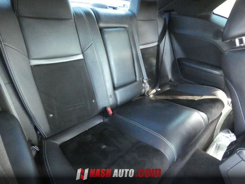 Used 2014 Dodge Challenger R/T RWD image 33