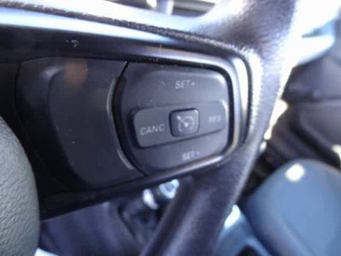 Used 2024 Jeep Gladiator Sport image 12
