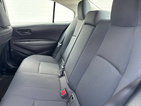 Used 2025 Toyota Corolla LE FWD image 14