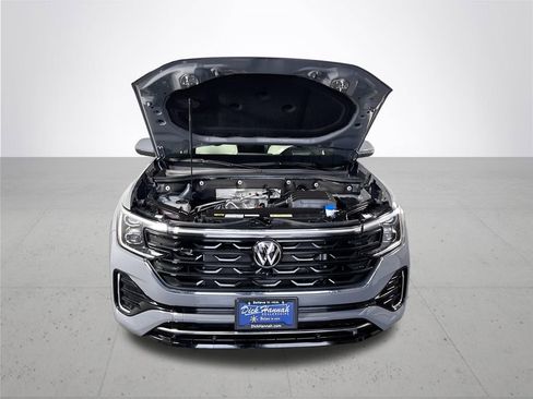 Used 2024 Volkswagen Atlas Cross Sport SEL Premium R-Line image 23