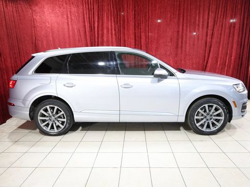 Used 2018 Audi Q7 3.0T Premium Plus w/ Premium Plus Package AWD/4WD image 8