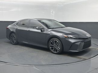 Used 2025 Toyota Camry XLE video 1