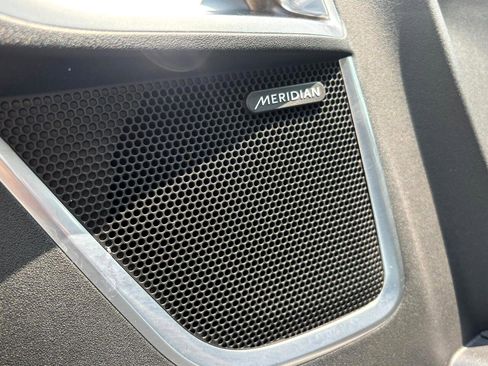 Used 2021 Jaguar E-PACE image 12