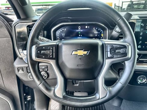 Used 2023 Chevrolet Silverado 1500 LT AWD/4WD image 14