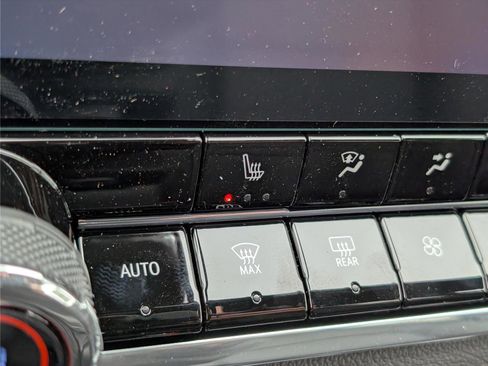 New 2026 Chevrolet Colorado LT w/ LT Convenience Package image 20