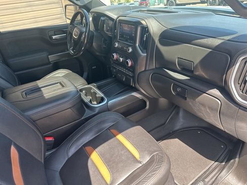 Used 2021 GMC Sierra 1500 AT4 w/ AT4 Premium Package AWD/4WD image 30