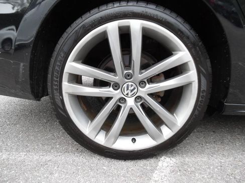 Used 2017 Volkswagen Passat 1.8T R-Line FWD image 23