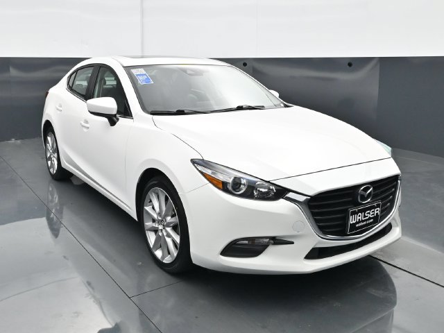 Used 2017 MAZDA MAZDA3 Touring w/ Popular Equipment Package FWD image 11